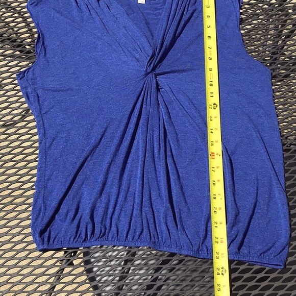 Max Studio Blue Sleeveless V Neck Elastic Waistband Tank Top Size Medium - Picture 15 of 15